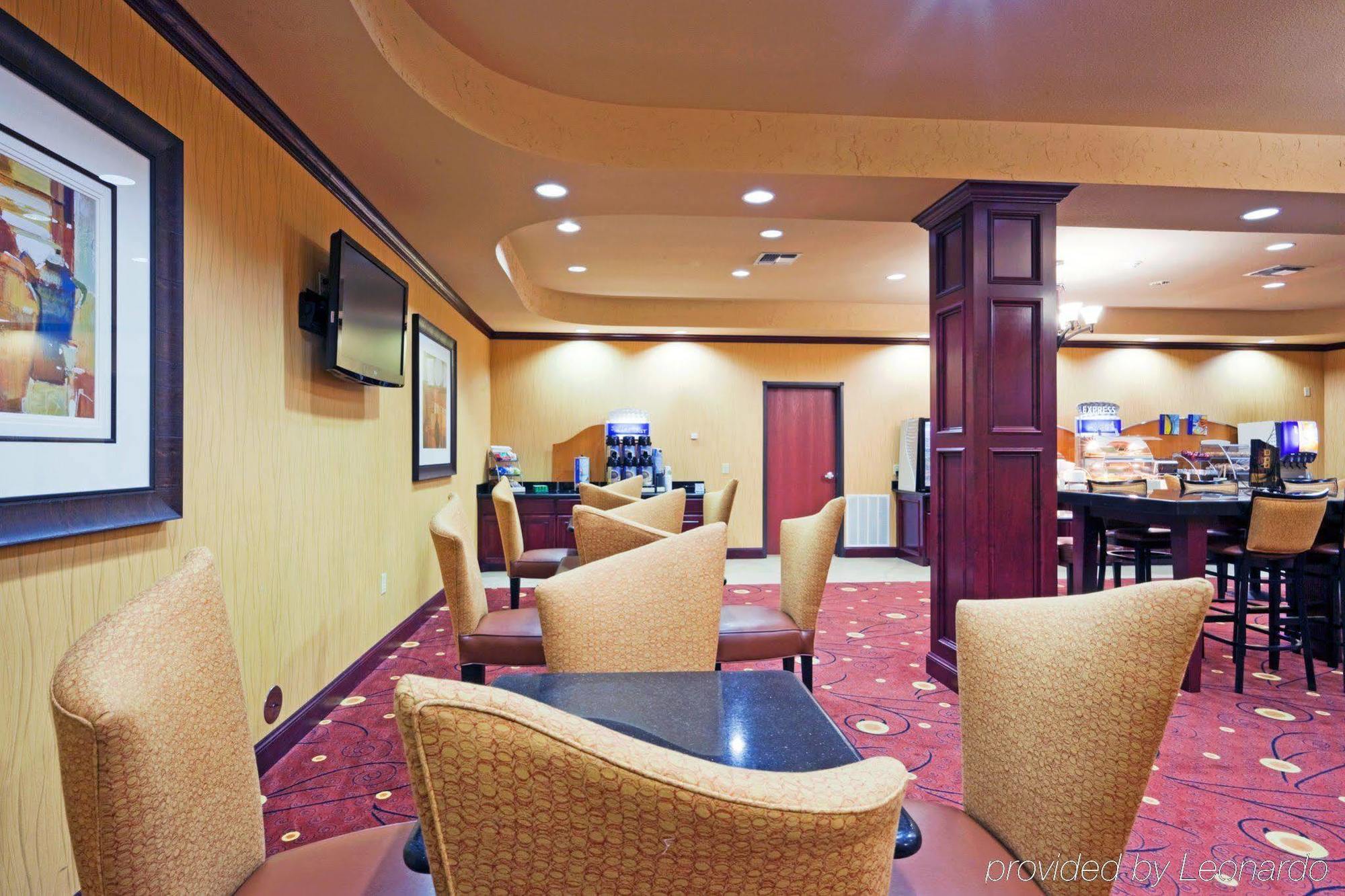Holiday Inn Express Hotel & Suites Ennis, An Ihg Hotel Restaurant foto